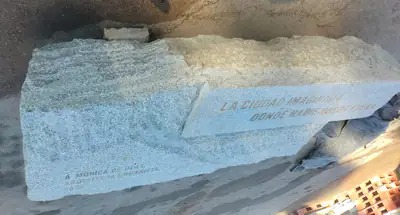 El monolito, foto 15 de 19