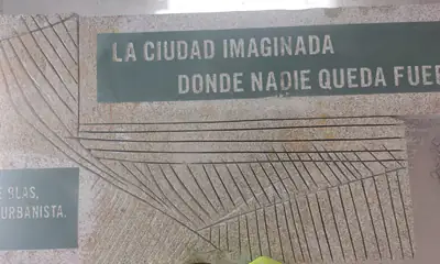 El monolito, foto 9 de 19