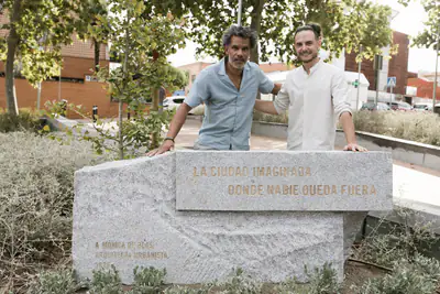 La placa y el monolito, foto 80 de 123